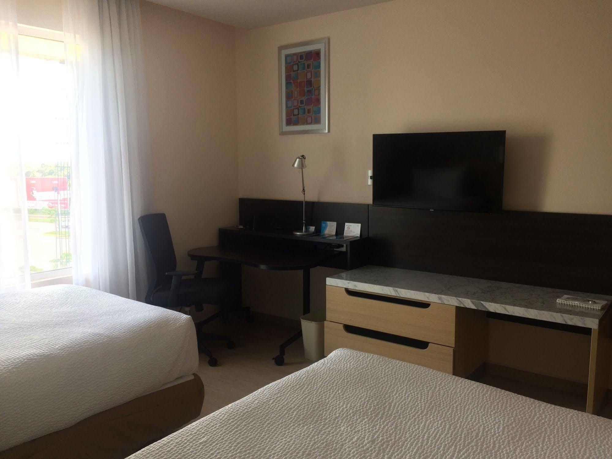 Fairfield Inn & Suites By Marriott Villahermosa Tabasco Экстерьер фото